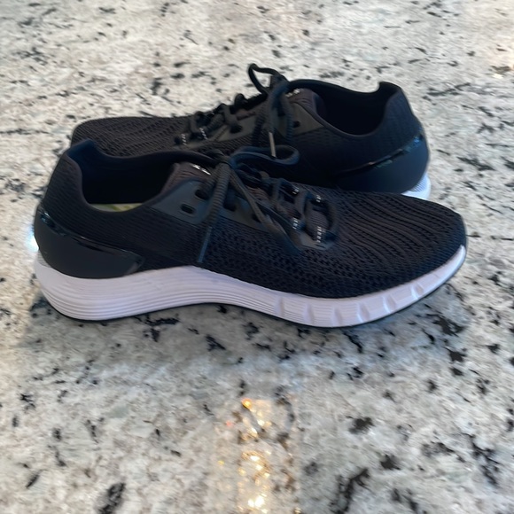 Under Armor Sonic Hover Woman’s Running Size 8.5 - Picture 7 of 11